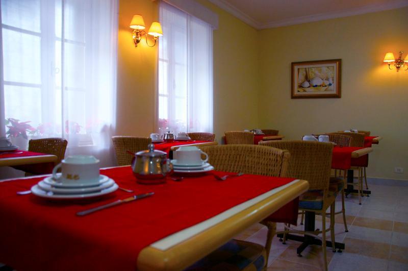 Curitiba Palace Estacao Hotel Luaran gambar